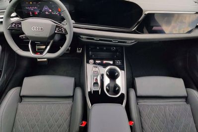 Audi A6 TDI quattro S line Avant