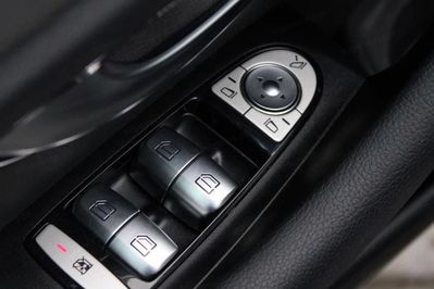 Mercedes Klasa E 220 d Avantgarde