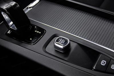 Volvo V60 B3 B Momentum Core