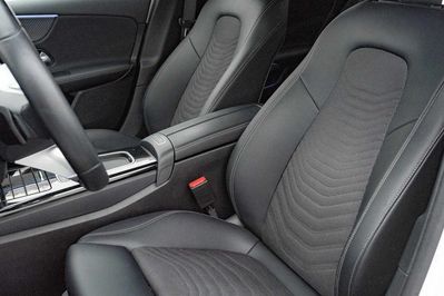 Mercedes Klasa A 200 d Progressive 8G-DCT
