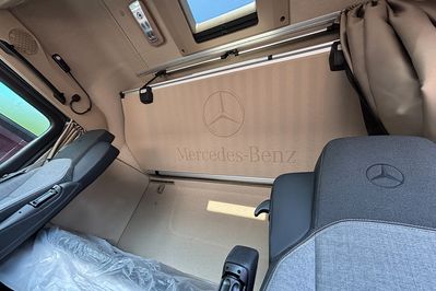 Mercedes Actros L 4x2 ProCabin-Giga Autotransporter LUGGI