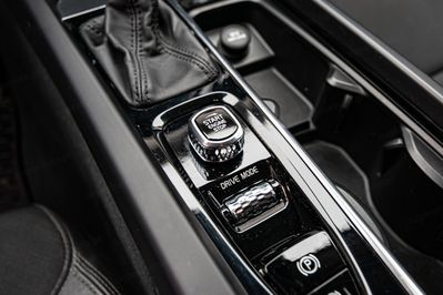 Volvo XC60 D4 Momentum Pro