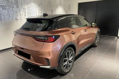Lexus LBX Emotion 1.5 Hybrid