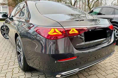 Mercedes Klasa E 200 4-Matic Avantgarde