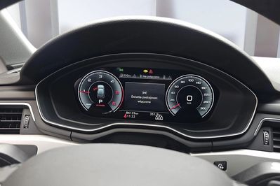 Audi A4 Avant 40 TDI S Line