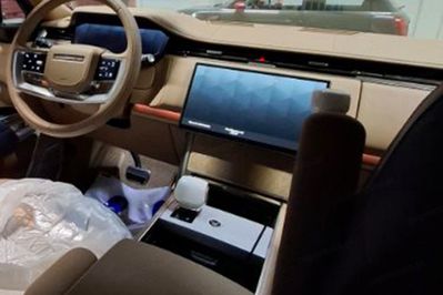 Land Rover Range Rover D350 SV Bespoke ''Equator Haze''