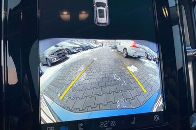 Volvo XC60 B5 B AWD Plus Dark aut