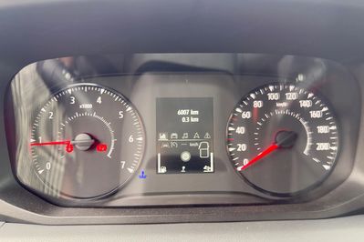 Renault Master Kontener 8EP + Winda