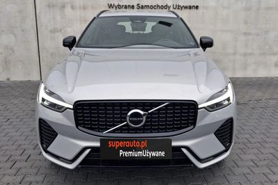 Volvo XC60 B4 B Plus Dark