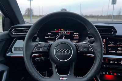 Audi A3 S3 TFSI quattro S tronic