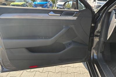 Volkswagen Passat Business 2.0 TDI  DSG