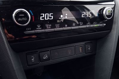 Toyota Yaris Cross Hybrid 1.5 Adventure 4x4
