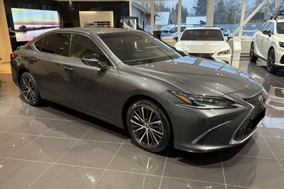 Lexus ES 300h Business Edition 2.5 E-CVT