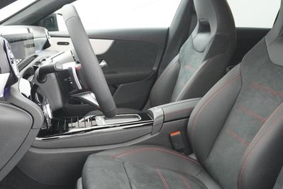 Mercedes CLA 200 AMG Line Shooting Brake