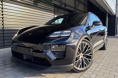 Porsche Macan 4