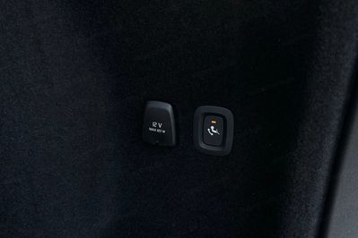 Volvo V60 T6 AWD Plug-In Hybrid Plus Dark
