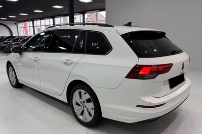 Volkswagen Golf VIII 1.5 TSI Life Plus