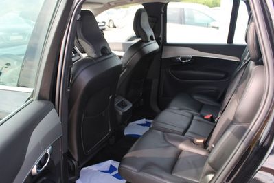 Volvo XC90 B5 D AWD Momentum Pro aut