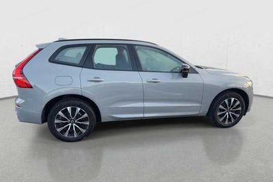Volvo XC60 B5 B AWD Plus Dark aut