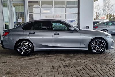 BMW Seria 3 318i M Sport aut