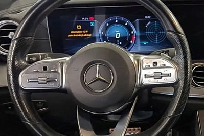 Mercedes Klasa E 220 d 4-Matic 9G-TRONIC