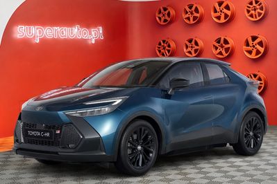 Toyota C-HR GR Sport 2.0 Hybrid Dynamic Force Plug-in