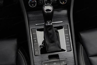 Skoda Superb 2.0 TDI SCR 4x4 Style DSG