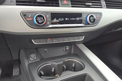 Audi A4 35 TFSI Advanced