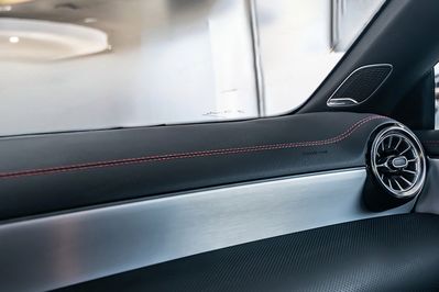 Mercedes CLA 220 4-Matic AMG Line