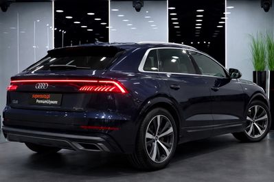 Audi Q8 55 TFSI quattro