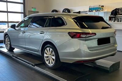 Skoda Superb Edition 130 2.0 TDI DSG 4x4