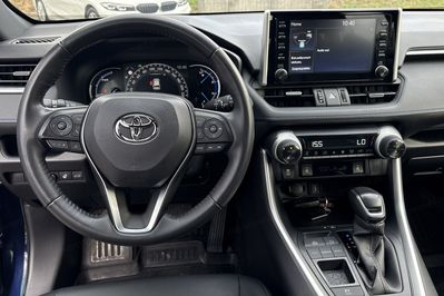 Toyota RAV4 Selection 2.5 Hybrid