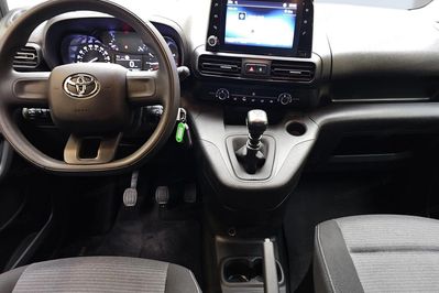 Toyota Proace City Verso Long 1.5 d-4D Business