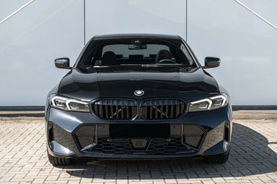BMW Seria 3 330i xDrive M Sport