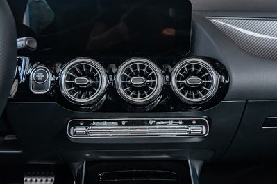 Mercedes GLA 200 AMG Line