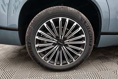 Jaecoo J8 1.5 T-GDI Super Hybrid Premium DHT 7os.