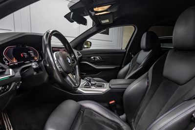 BMW Seria 3 Touring 320d xDrive M Sport