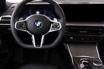 BMW Seria 3 330d xDrive M Sport