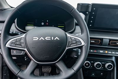 Dacia Jogger Extreme 5-miejsc 1.6 Full Hybrid