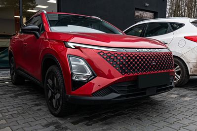 Omoda 5 1.5 T-GDI Hybrid Premium DHT