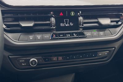 BMW Seria 1 118i M Sport aut
