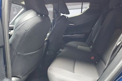 Toyota C-HR 2.0 Hybrid Style