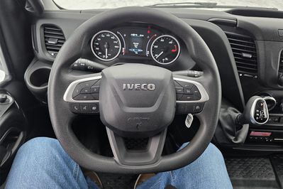 Iveco Daily 70C18A8 Kontener 15EP + Winda HI-MATIC