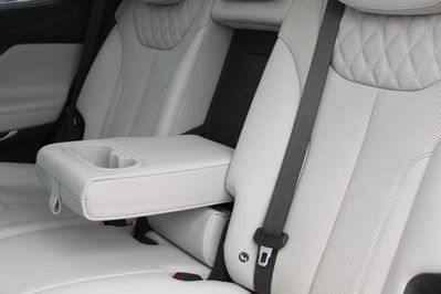 Hyundai Santa Fe 1.6 T-GDI HEV Platinum 4WD