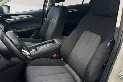Mazda 6 2.0 Center-Line