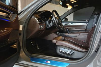 BMW Seria 7 750I Xdrive Sport