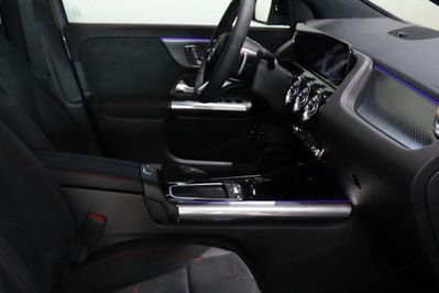 Mercedes GLA 200  AMG Line