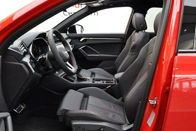 Audi Q3 40 TDI quattro S Line