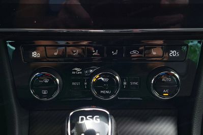 Skoda Superb 2.0 TDI Sportline DSG