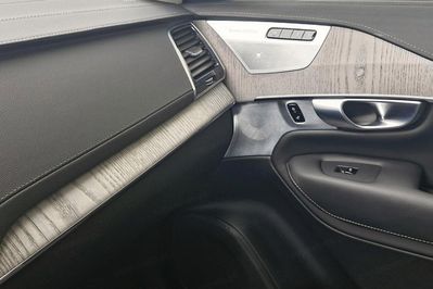 Volvo XC90 T8 Plug-In Hybrid AWD Ultimate Bright 7os